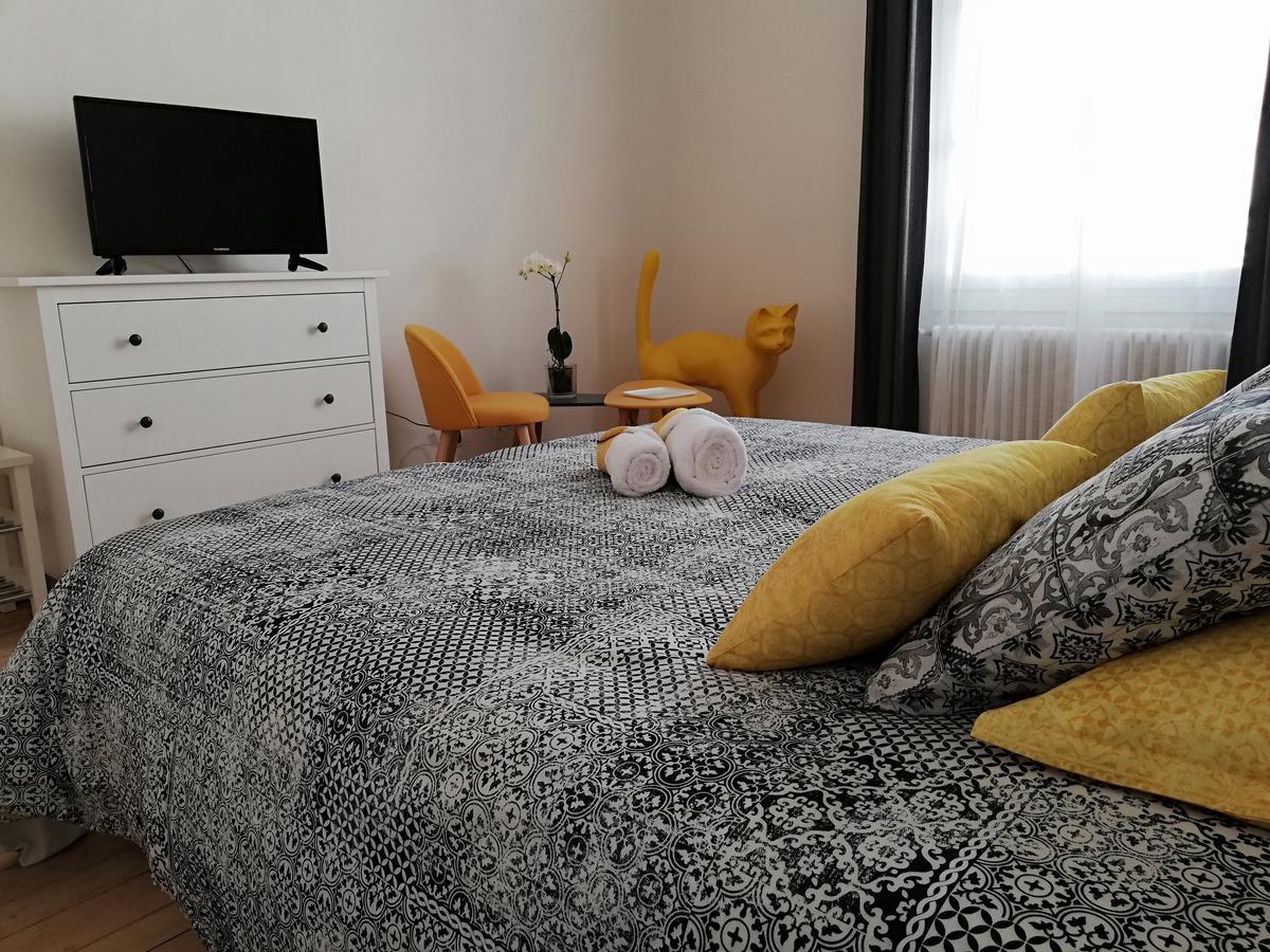 L'Angely - Chambres D'Hotes Ниор Екстериор снимка